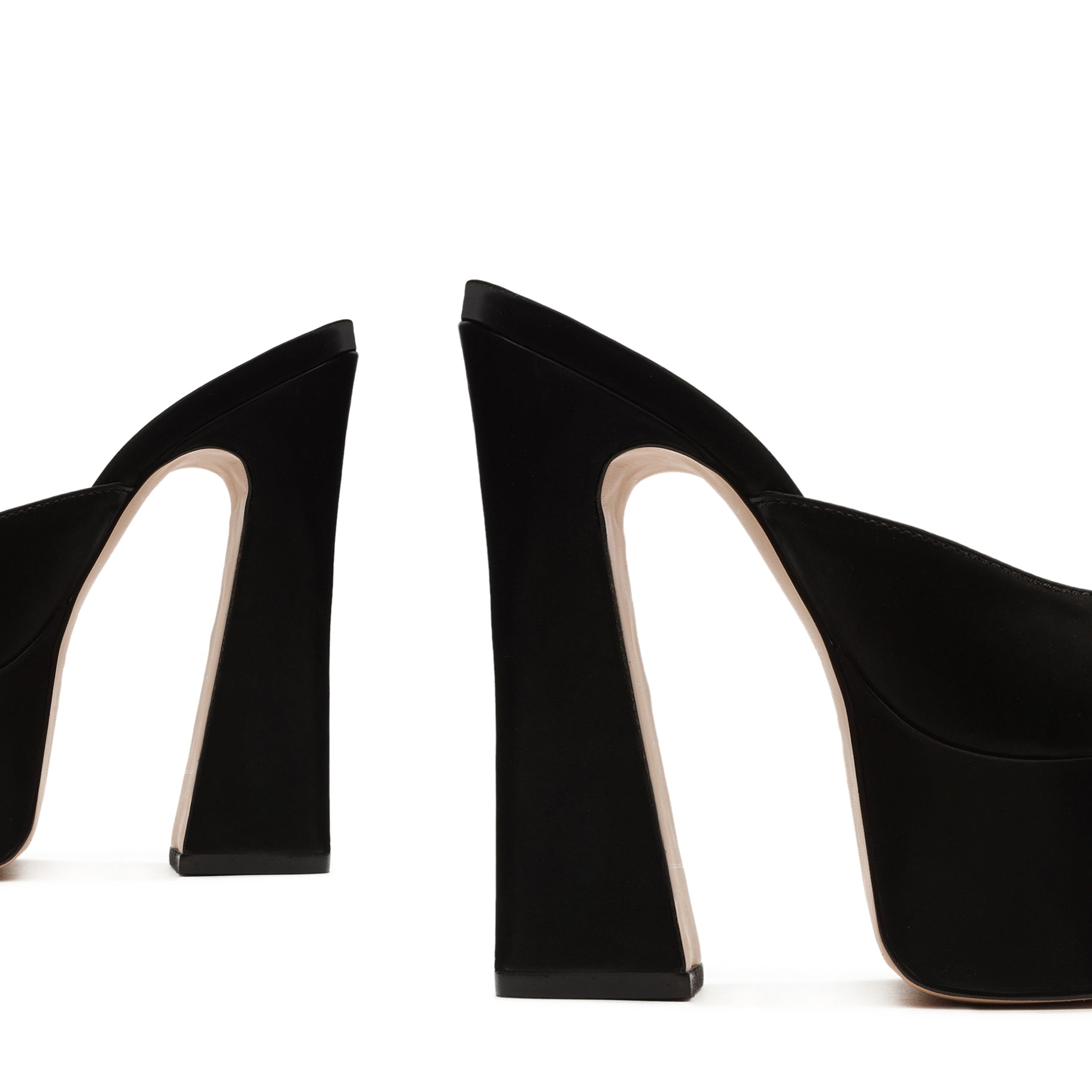 Andrina Sandal