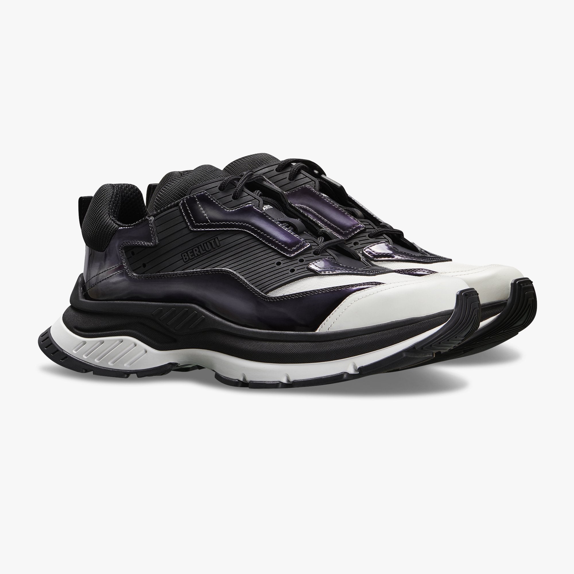 Gravity Calf Leather Sneaker
