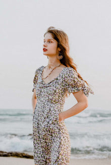 Petite Studio's Zahra Dress in Floral Print