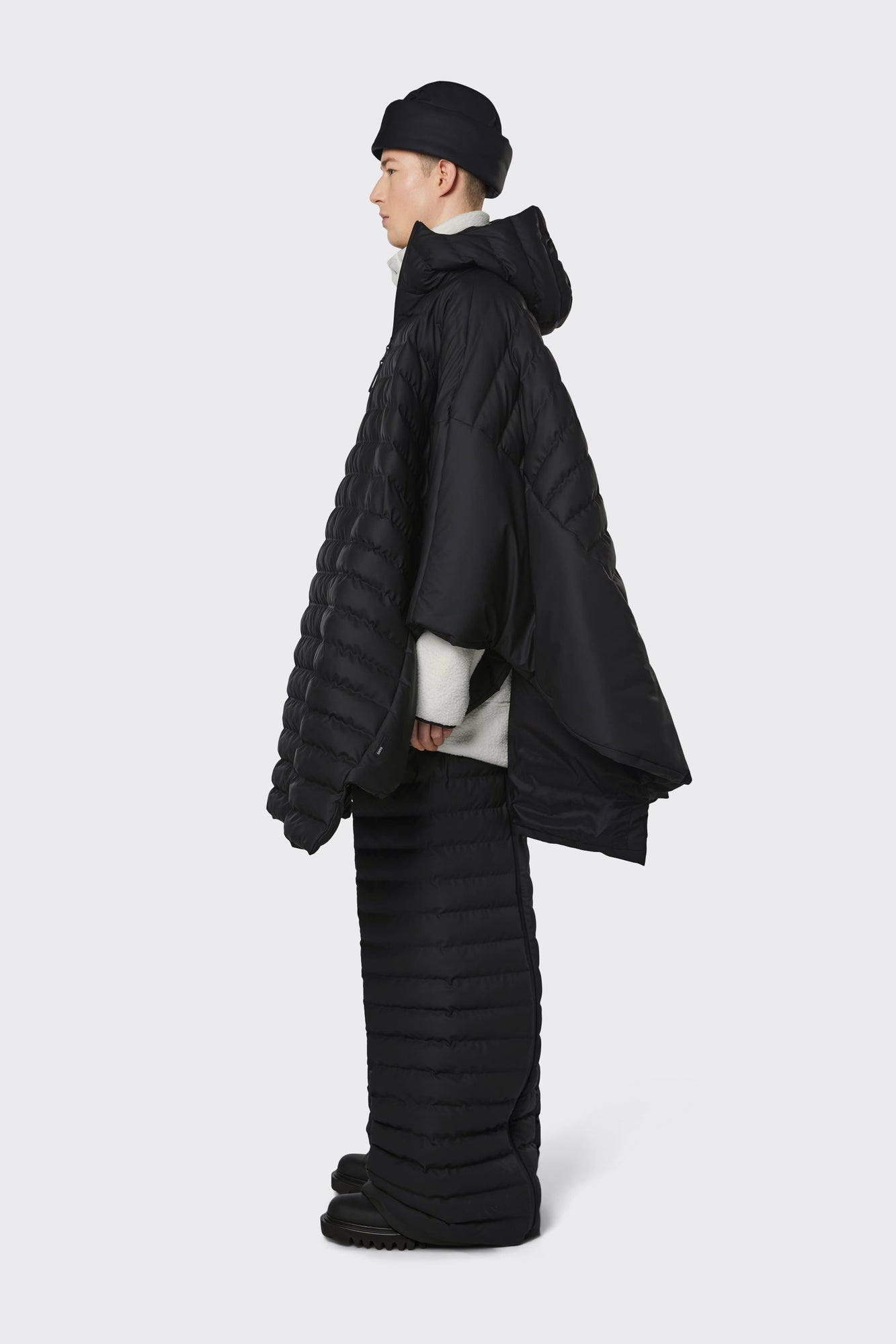 Trekker Cape, Black