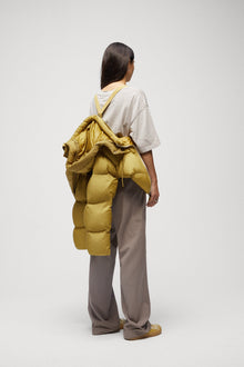 A.Simple Puffer (Dune) [Woman]
