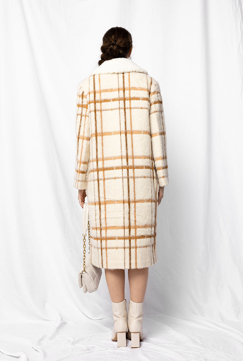 Petite Studio's Sienna Wool Coat in Plaid
