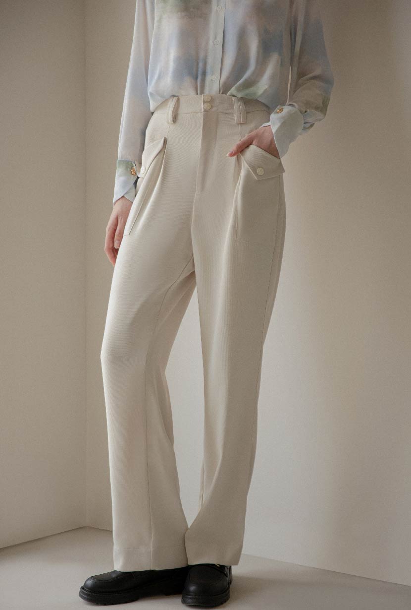 Petite Studio's Leighton Pants in Ivory